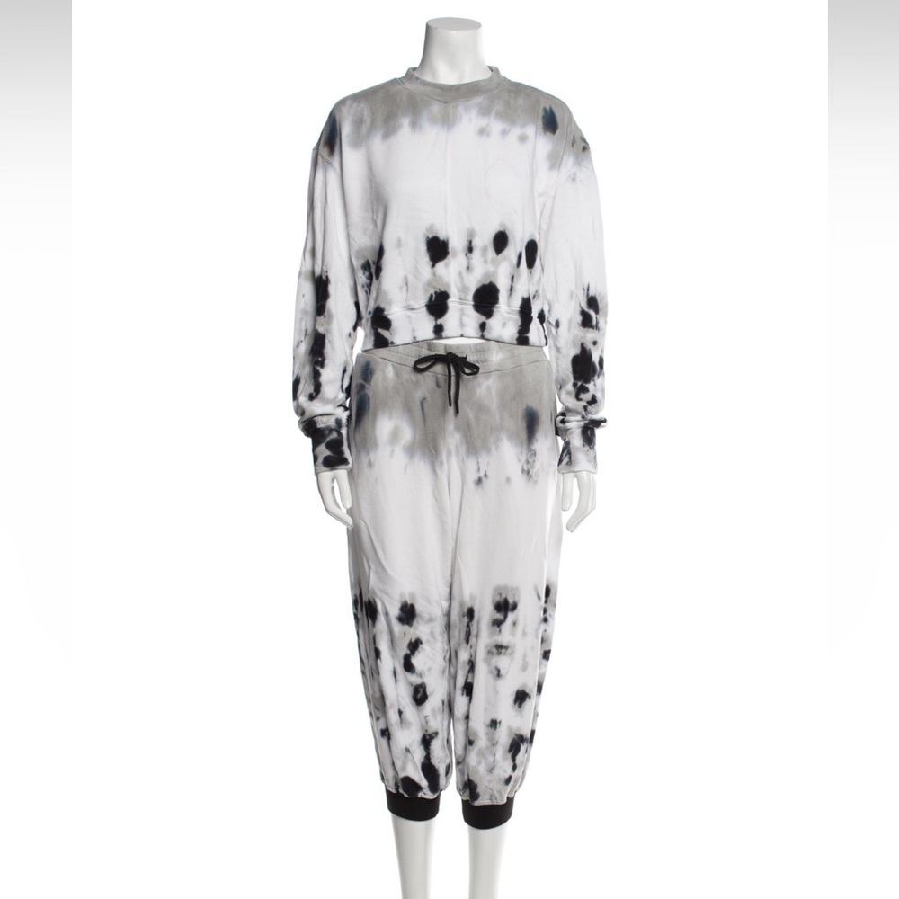 Alice and Olivia Tie Dye Set, Brand new without tags Bottom is XS, Top is S
